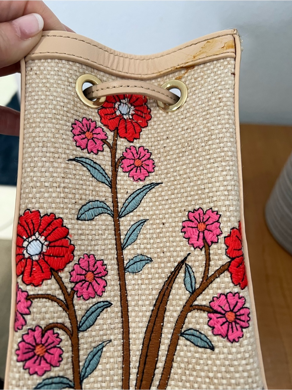 NWOT. Crossbody Purse. - Picture 5 of 5